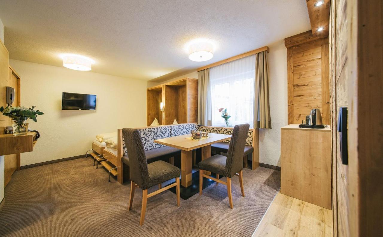 Arlen Lodge Hotel Sankt Anton am Arlberg Buitenkant foto