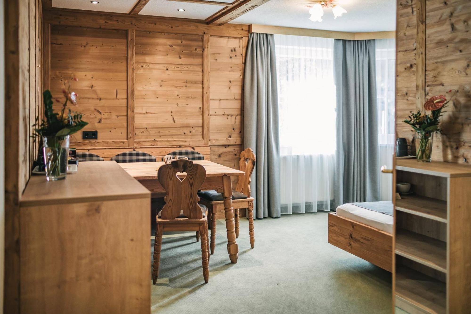 Arlen Lodge Hotel Sankt Anton am Arlberg Buitenkant foto